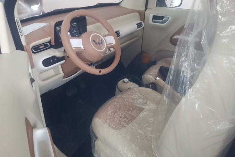 Used Wuling Hongguang MINIEV 2024 3rd Generation 215km Youth Edition