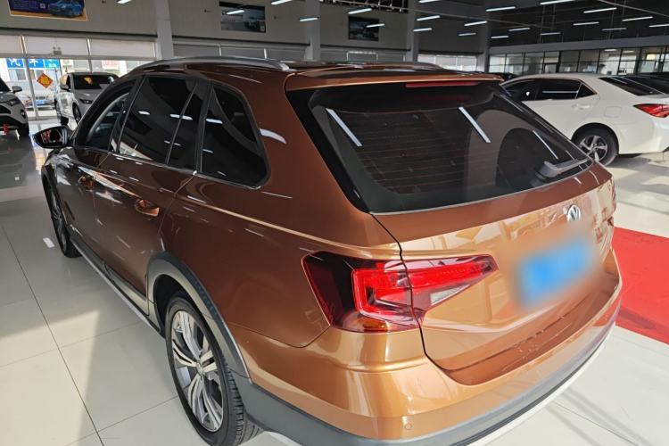 Used Volkswagen C-TREK 2018 1.5L Automatic Luxury Edition Rear Left 45 Deg