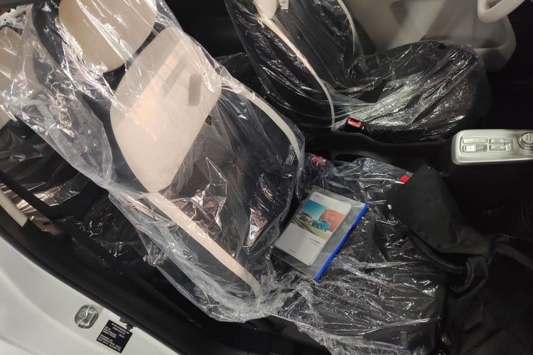 Used CHANGAN NEVO Lumin 2026 Model Treasure Edition 205km Passionate Beige Ningde Right Front Seat