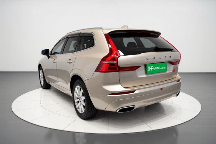 Used Volvo XC60 2019 T5 4x4 Smart Edition China V Standard
