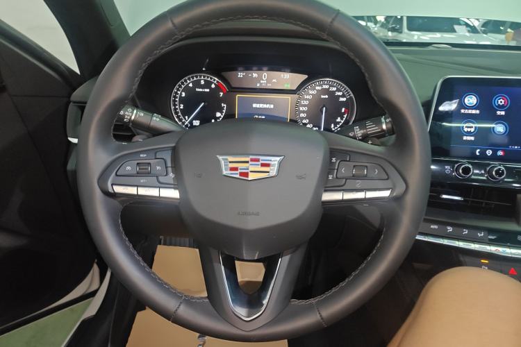 Used Cadillac CT4 2023 25T Luxury Model
