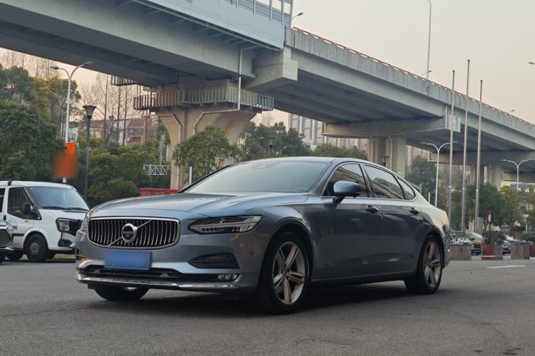 Used Volvo S90 2017 T4 Zhiyuan Edition