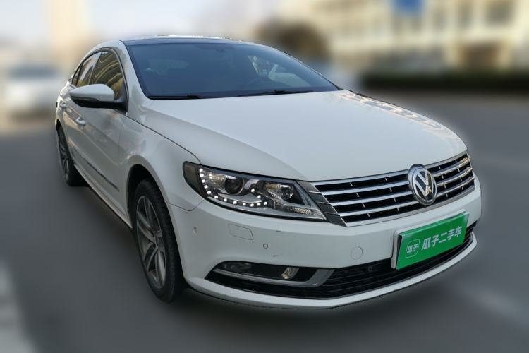Used Volkswagen FAW-Volkswagen CC 2015 2.0 TSI Luxury Model Front Right 45 Deg