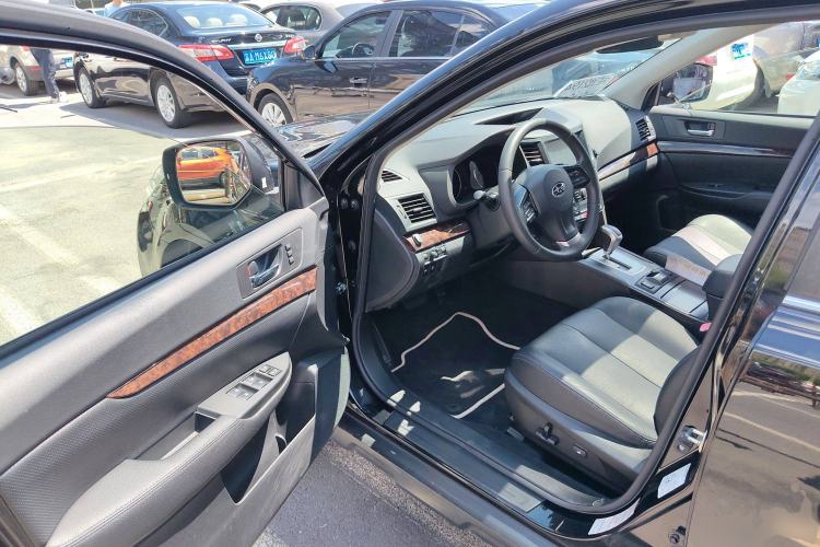 Used Subaru Outback 2013 2.5i Luxury Edition
