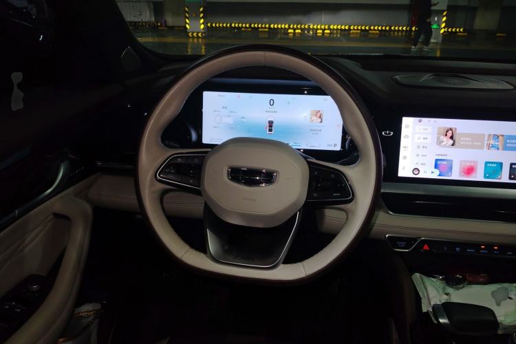 Used Geely Auto Monjaro L 2024 2.0TD High-Power Automatic Two-Wheel Drive Skyline Edition
