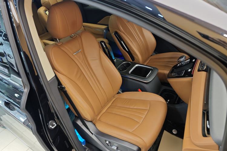 Used Hongqi HQ9 2023 2.0T Smart Connect Flagship Edition Right Front Seat