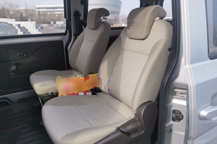 Used Wuling Rongguang V 2016 1.2L Standard Version