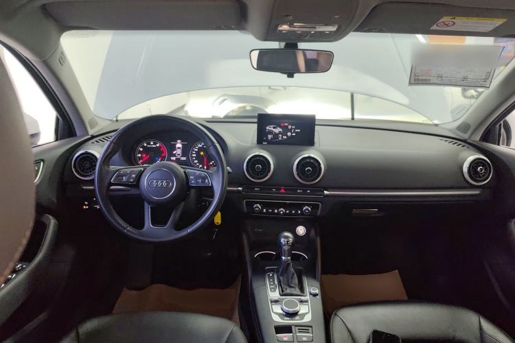 Used Audi A3 2019 Limousine 35 TFSI Style Edition China VI Emission Standard

