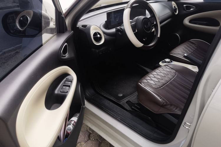 Used Wuling Bingo 2023 203km Light Edition Driver Seat