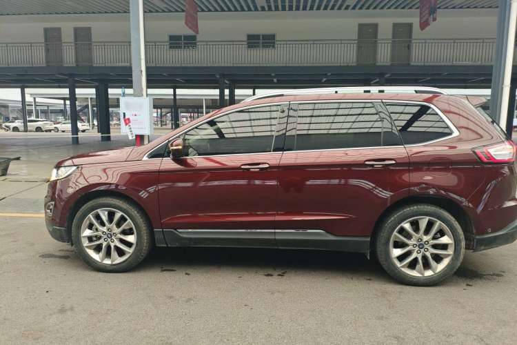 Used Ford Edge 2018 EcoBoost 245 Four-Wheel Drive Titanium 7-Seater
