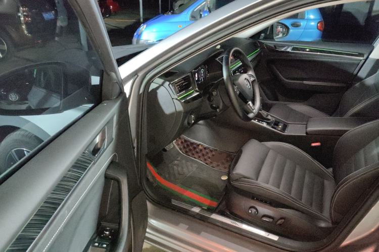 Used Skoda Superb 2023 Restyled TSI330 DSG Luxury Edition
