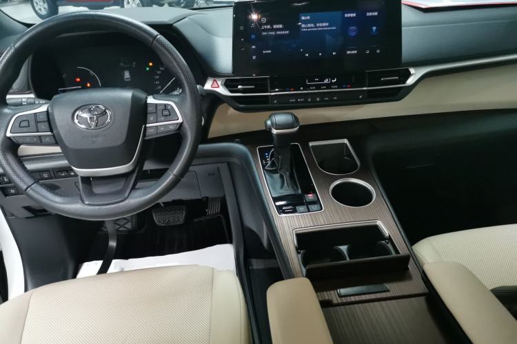 Used Toyota Granvia 2023 2.5L Hybrid Prestige PLUS Edition