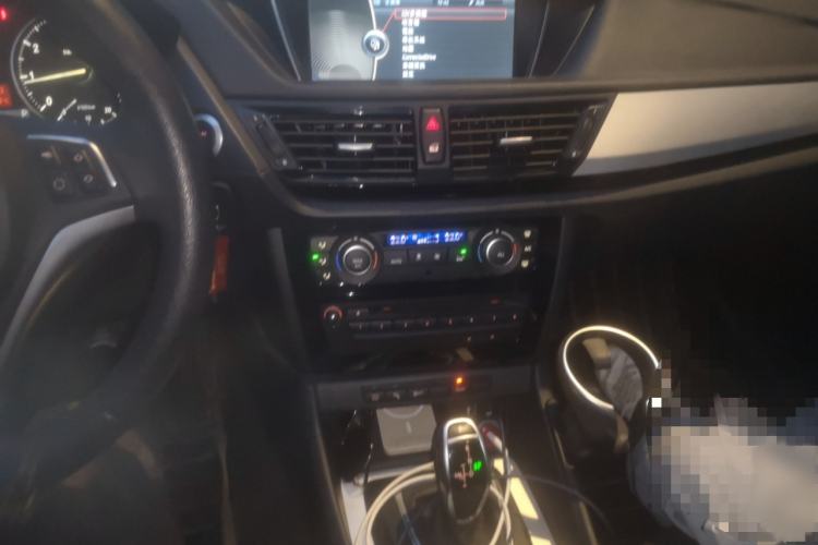 Used BMW X1 2014 sDrive18i Leading Model
