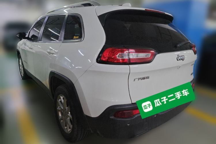 Used Jeep Cherokee 2016 2.0L Superior Edition