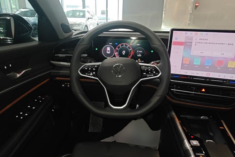 Used Volkswagen Passat 2025 Pro 380TSI Dragon Supreme Edition
