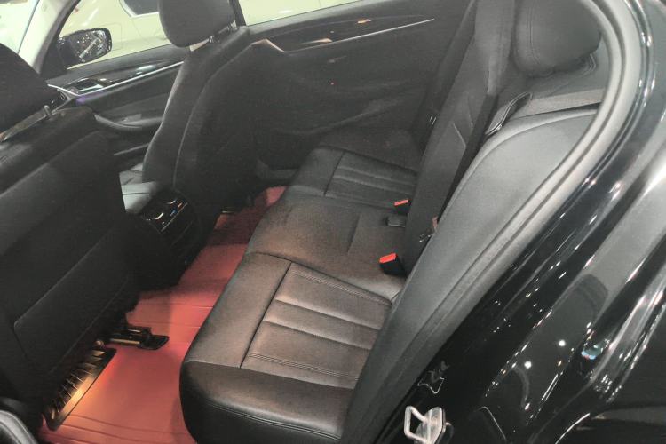 Used BMW 5 Series 2018 525Li Luxury Package