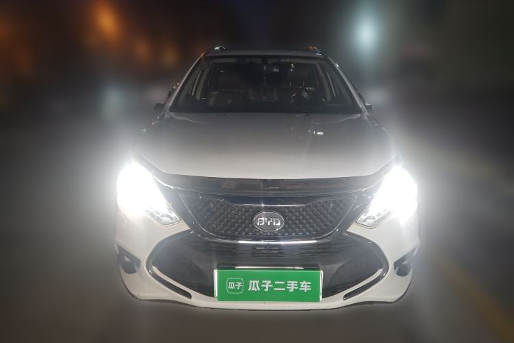 Used BYD Tang New Energy 2015 2.0T Four-Wheel-Drive Flagship Model Front