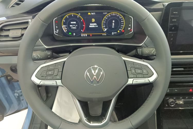 Used Volkswagen Tharu 2025 NewRui 300TSI Prestige Edition Steering Wheel