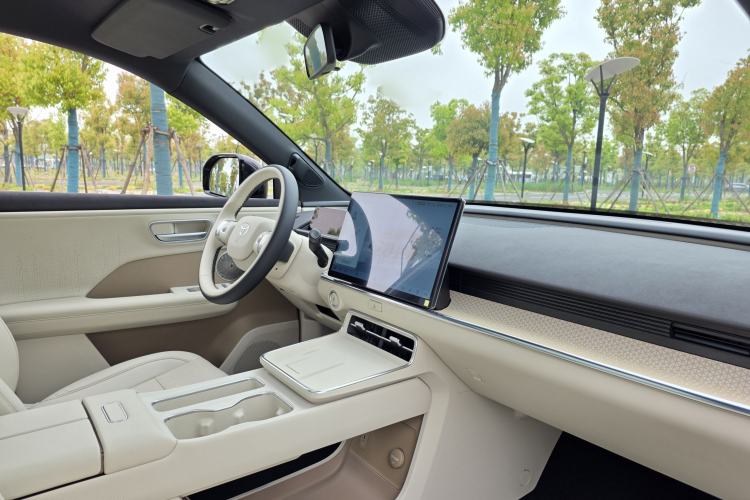 Used Toyota BZ 3X 2025 520 Pro+ LiDAR Edition Interior 6