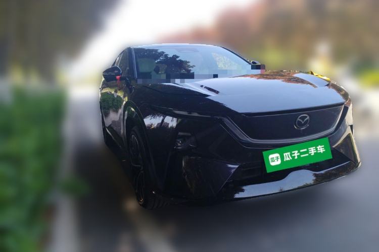 Used Mazda EZ-60 2025 Model Range-Extended 200 Max
