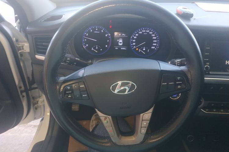 Used Hyundai Mistra 2017 1.6T Automatic Smart GLS China V Standard Steering Wheel