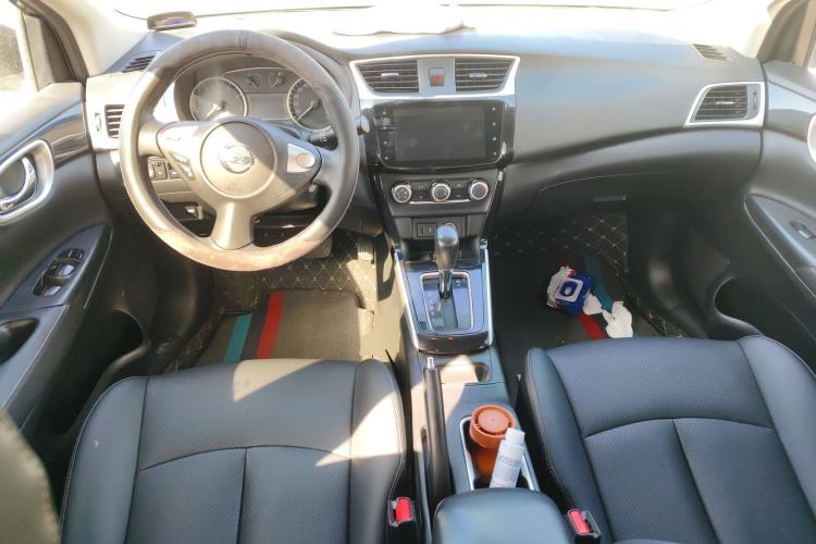 Used Nissan Sylphy 2019 Classic 1.6XL CVT Luxury Edition Center Console