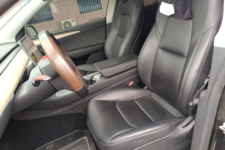 Used Tesla Model Y 2022 Rear-Wheel-Drive Version
