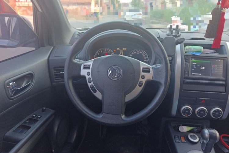 Used Dongfeng Fengdu MX6 2015 2.0L CVT 4x4 Dream Edition
