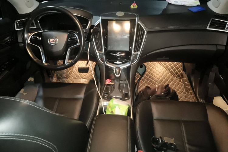 Used Cadillac SRX 2015 3.0L Comfort Version
