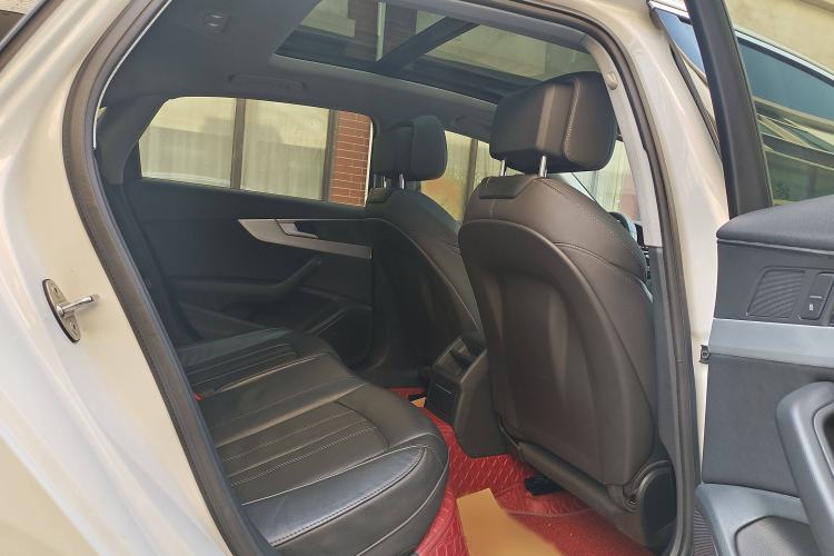 Used Audi A4L 2022 40 TFSI Fashion Dynamic Model
