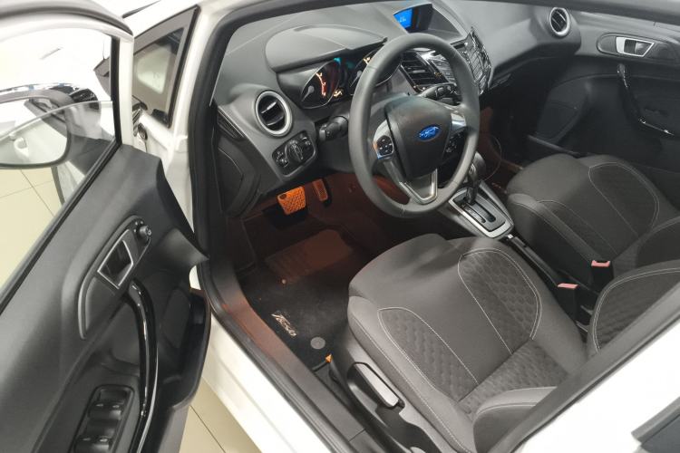 Used Ford Fiesta 2013 Hatchback 1.5L Automatic Sport Model Driver Seat