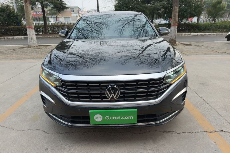 Used Volkswagen Passat 2024 380TSI Dragon Edition Front