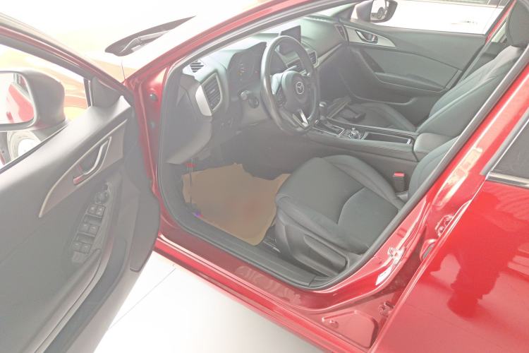 Used Mazda Mazda 3 Axela 2017 Sedan 1.5L Automatic Luxury Model Emission Standard China V
