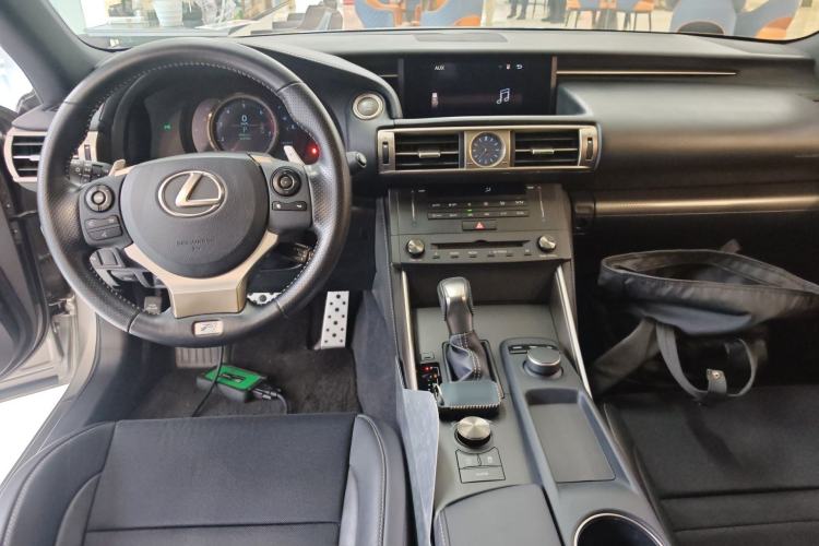 Used Lexus IS 2015 200t F SPORT
