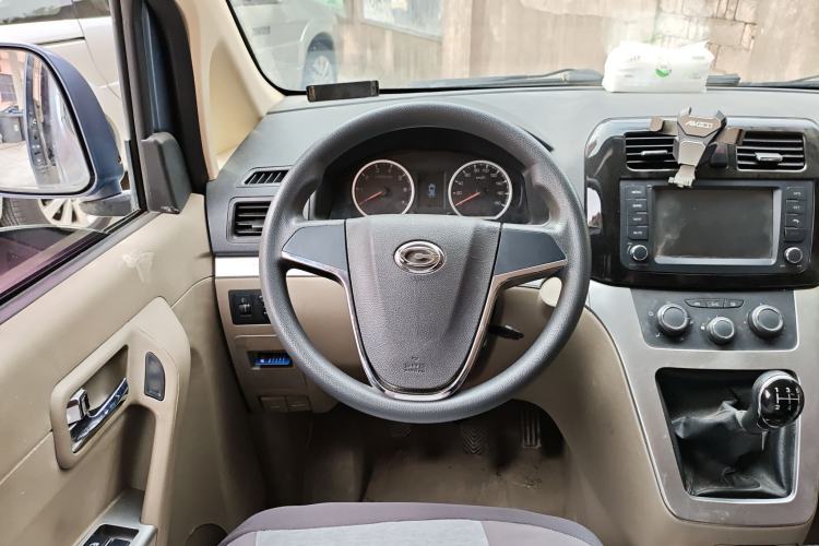 Used GAC Gonow Starry 2013 1.5L Seven-Seater Luxury Model
