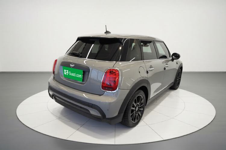 Used MINI 2022 Updated 1.5T ONE Five-Door PLUS Edition Rear Right 45 Deg