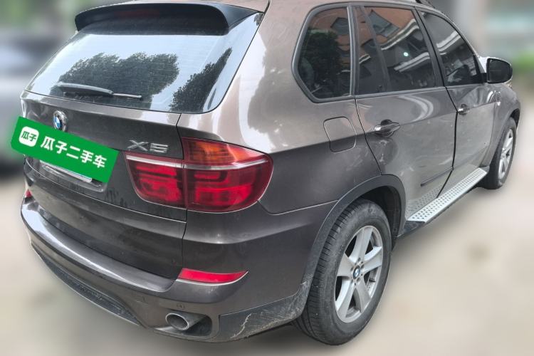Used BMW X5 2011 xDrive35i Leading Model Rear Right 45 Deg
