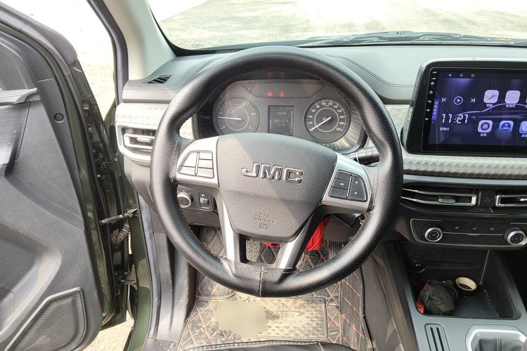 Used JMC Baodian 2022 2.5T Diesel 4x4 Comfort Edition Long Wheelbase JX4D25A6L
