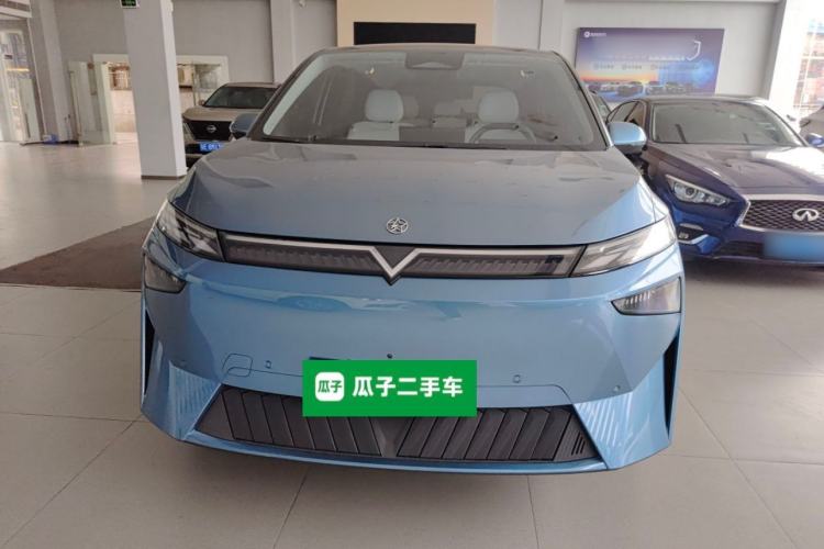 Used Venucia VX6 2023 520 Max Front