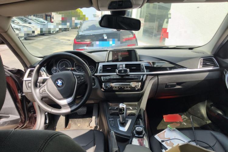 Used BMW 3 Series 2017 320Li Fashion Model
