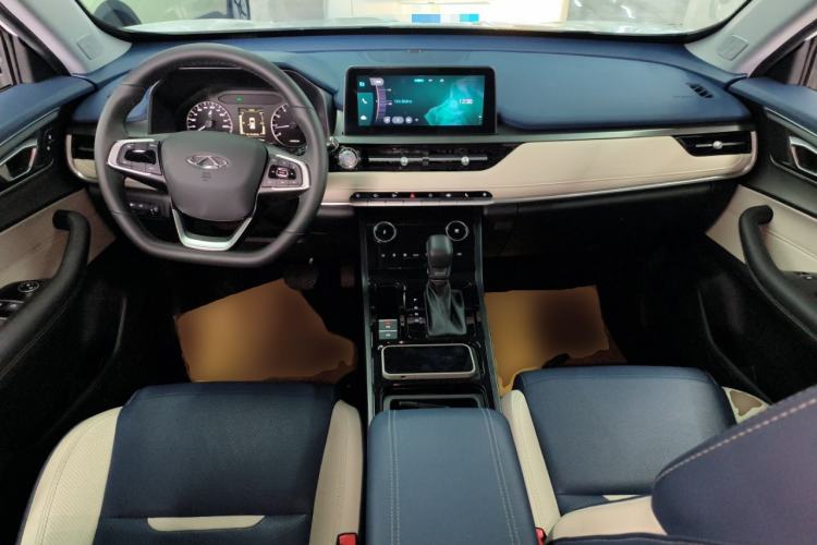 Used Chery Tiggo 5x 2023 1.5L CVT Fashion Edition Center Console