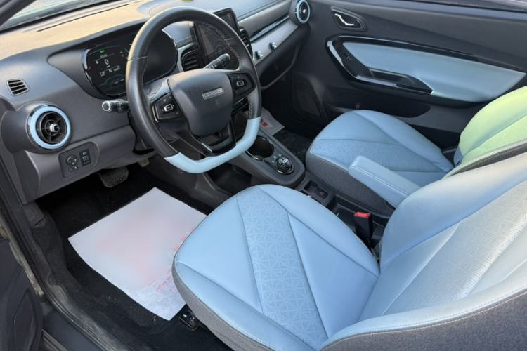 Used Chery Little Ant 2022 Sweet Pink Edition Low-Sugar Version Lithium Iron Phosphate 29.2 kWh 30 kW 301 km