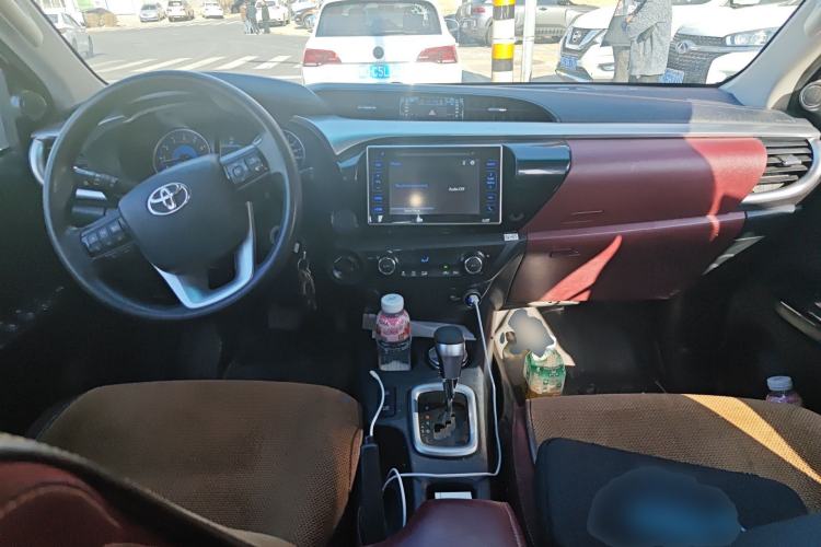 Used Toyota Hilux 2017 2.7L Automatic Four-Wheel Drive S-GLX SR5 – Middle East
