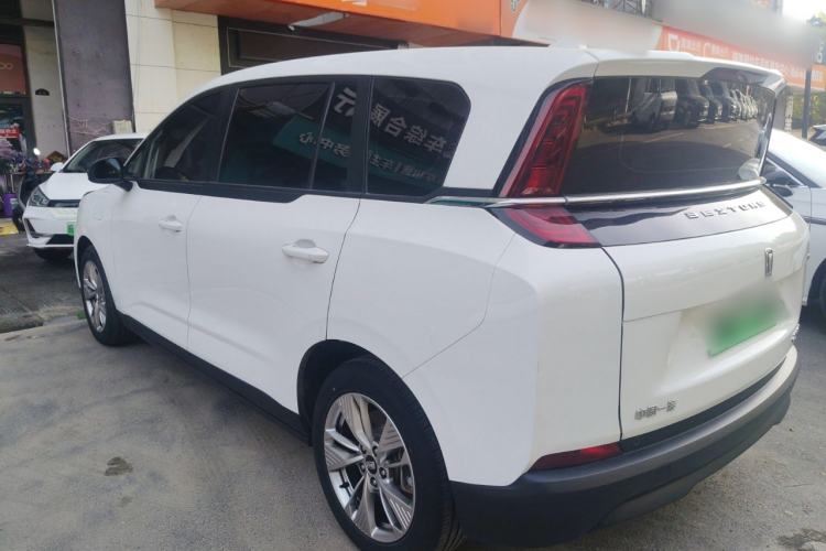 Used Bestune NAT 2023 PRO Comfortable Travel Battery-Swap Version 401km