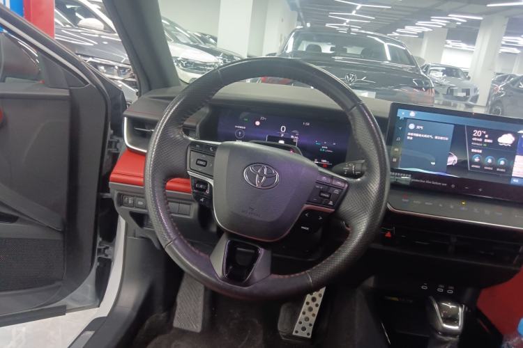 Used Toyota Camry 2024 Dual-Motor 2.0 HXS Sport Plus Edition Steering Wheel