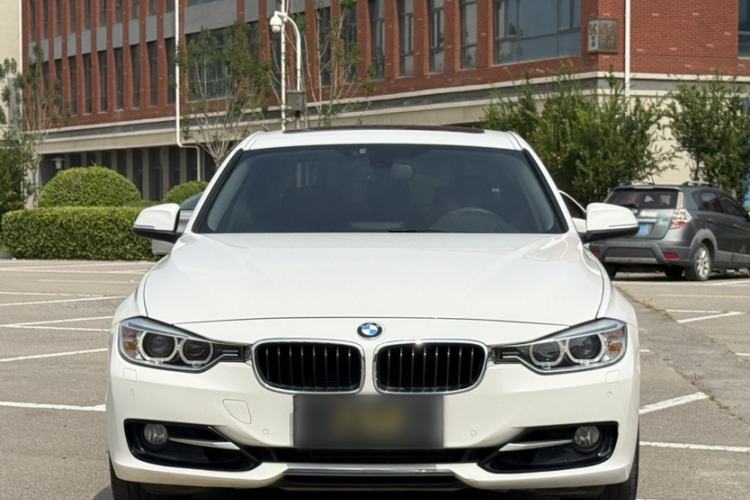 Used BMW 3 Series 2015 320i Sport Design Package
