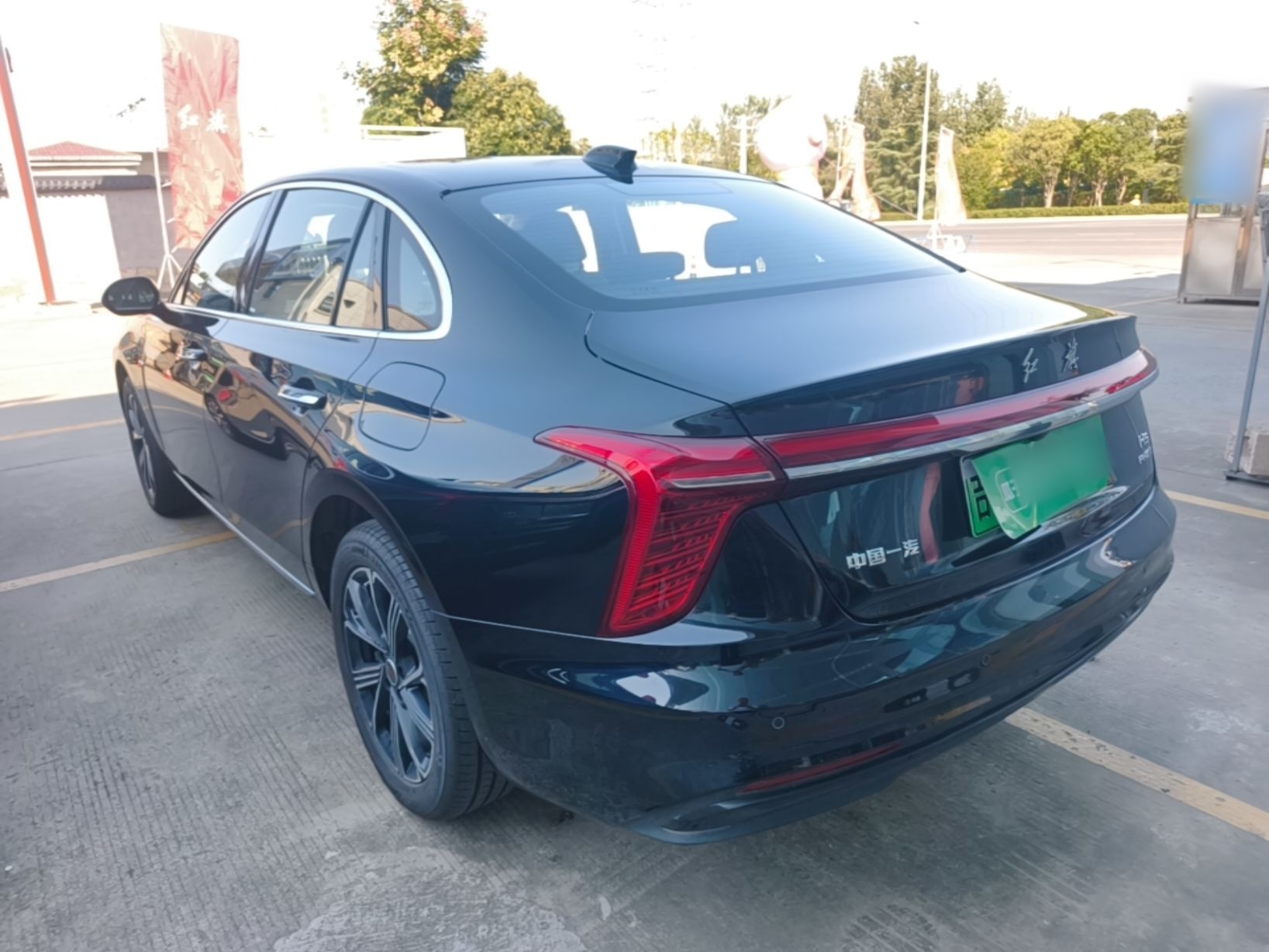 Hongqi H5 PHEV 2025 130 Super Hybrid Version — снимка 4