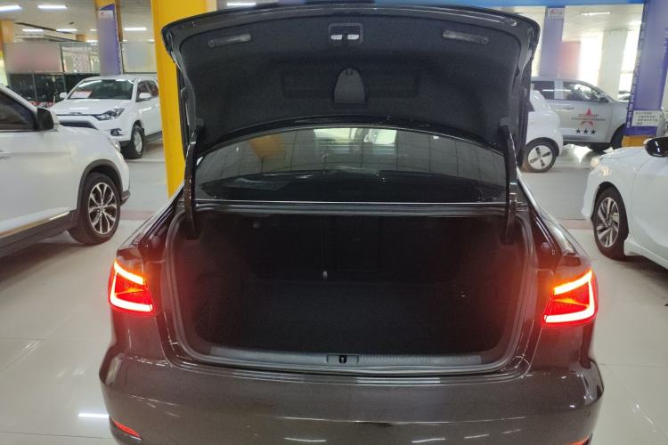 Used Audi A3 2014 Limousine 35 TFSI Automatic Comfort Model