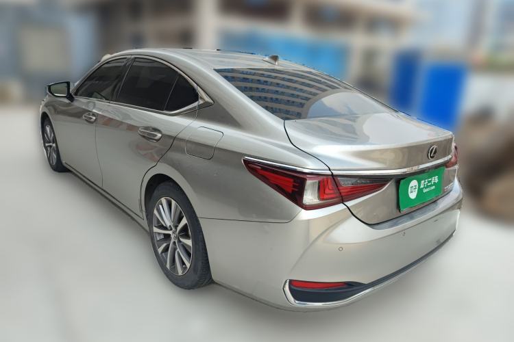 Used Lexus ES 2018 200 Excellence Edition China V Standard Rear Left 45 Deg