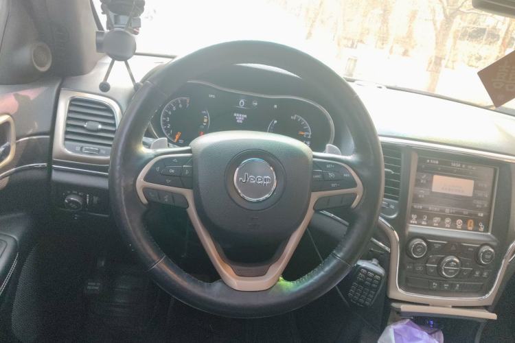 Used Jeep Grand Cherokee 2014 3.6L Elite Navigation Edition
